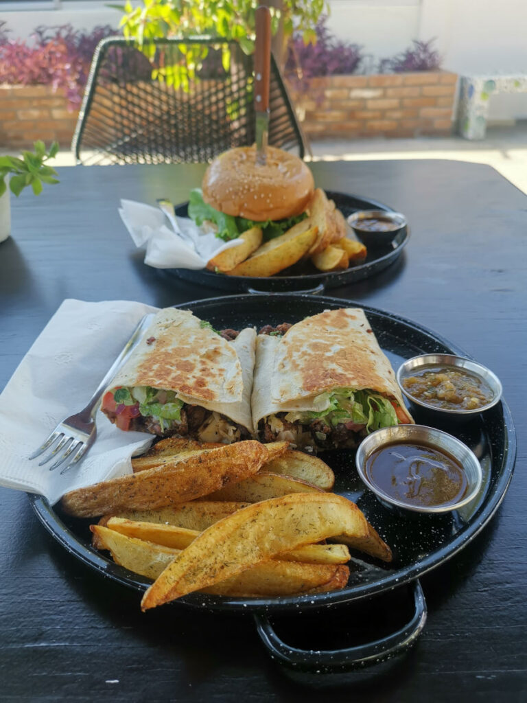 Falafel burger and vegan wrap at choyera vegana.