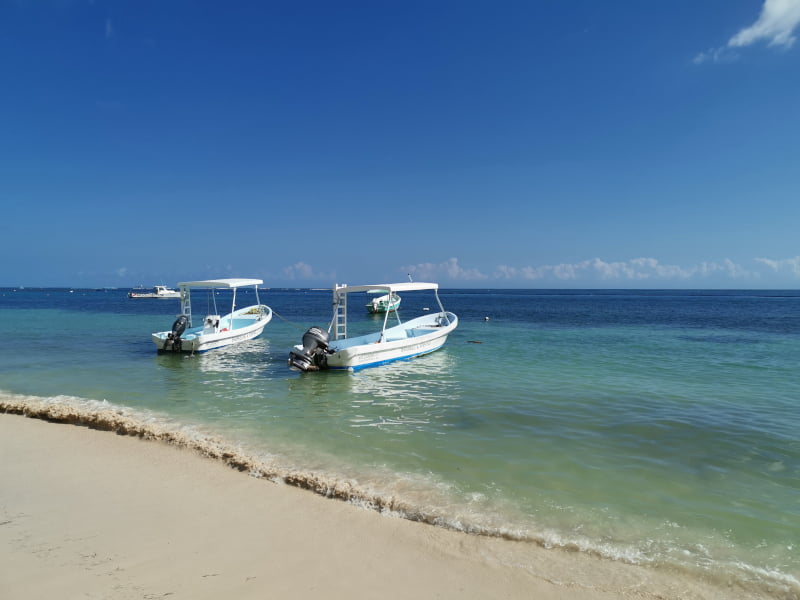 Fishing boats in the water at Puerto Morelos