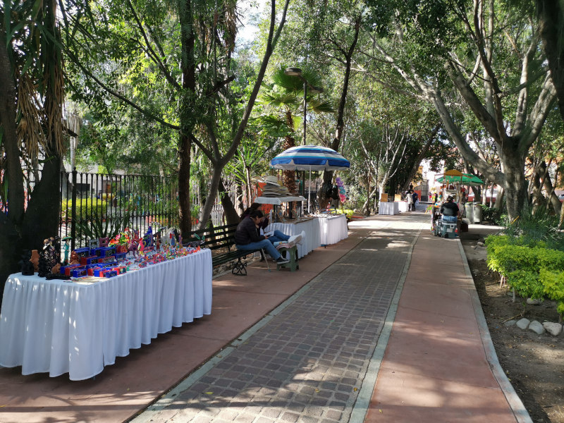 Artists selling their goods in Benito Juarez Park