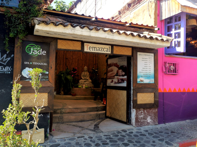 Entrance to a spa offering Temazcal in Tepoztlán