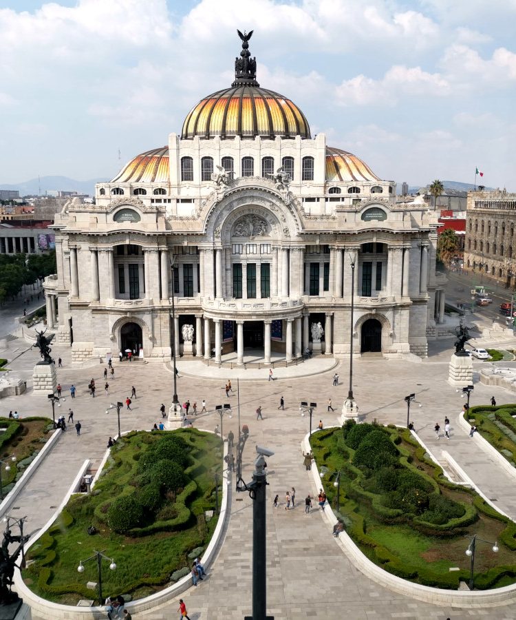 View of the palacio bellas artes a good reason why to visit Mexico city