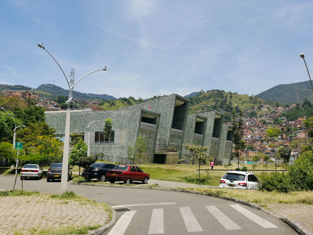 A green modern school in Comuna 13 Medellin