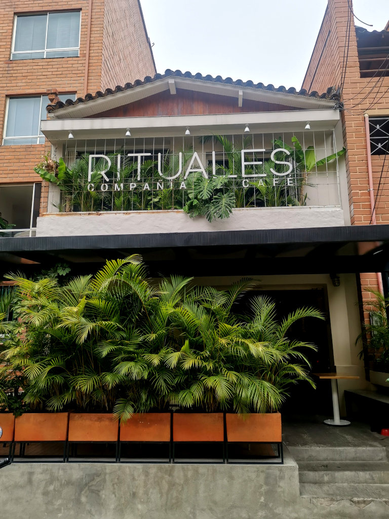 The exterior of cafe rituales 