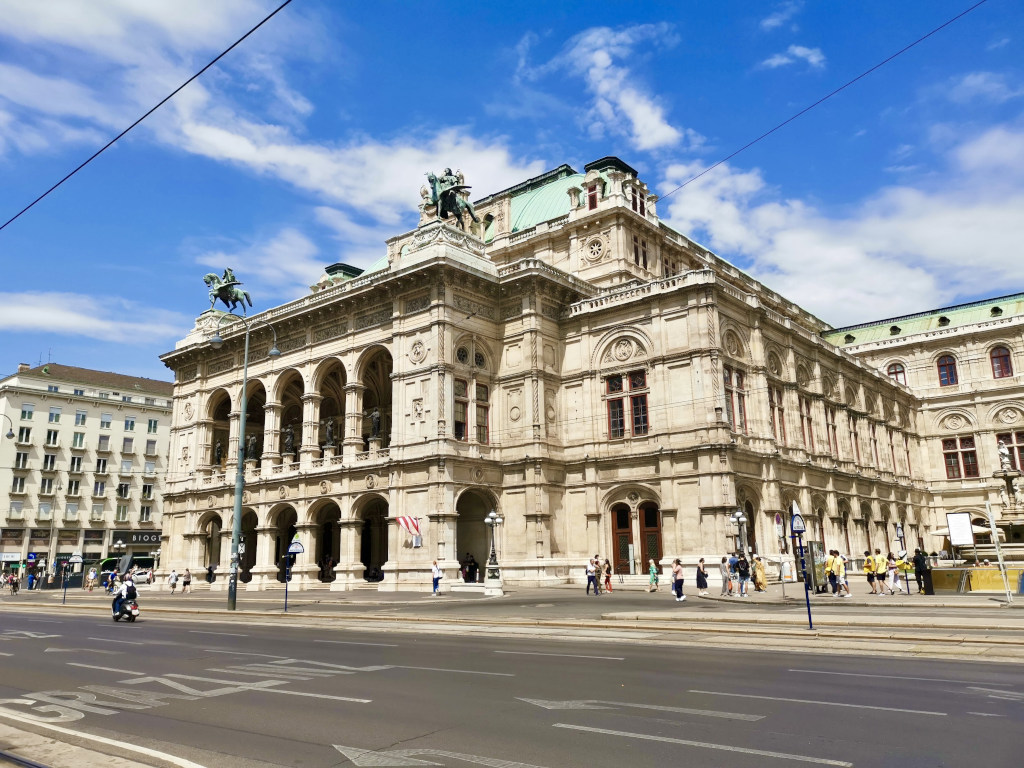 The viena state opera house one of the most beautiful buildings in the city and one of the top things to do while in vienna